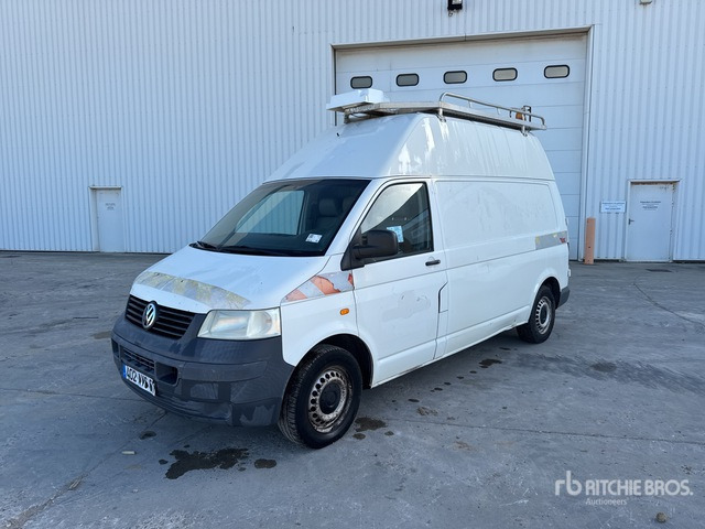 2006 Volkswagen Transporter TDI 4 Motion Vehicule Utilitaire Cargo Van - Furgon: obrázek 1 2006 Volkswagen Transporter TDI 4 Motion Vehicule Utilitaire Cargo Van - Furgon: obrázek 1