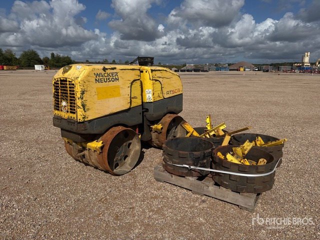 2012 Wacker RT82-SC2 Compacteur De Tranchee Pied De ... Trench Compactor - Mini válec: obrázek 2 2012 Wacker RT82-SC2 Compacteur De Tranchee Pied De ... Trench Compactor - Mini válec: obrázek 2