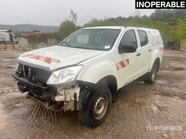 2013 Isuzu D-MAX 4x4 Dual Cab (Inoperable) Pickup - Pick-up: obrázek 2 2013 Isuzu D-MAX 4x4 Dual Cab (Inoperable) Pickup - Pick-up: obrázek 2