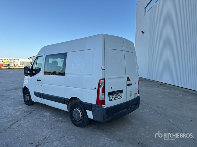 2013 Renault Master Vehicule Utilitaire Cargo Van - Furgon, Dodávka s dvojitou kabinou: obrázek 3 2013 Renault Master Vehicule Utilitaire Cargo Van - Furgon, Dodávka s dvojitou kabinou: obrázek 3