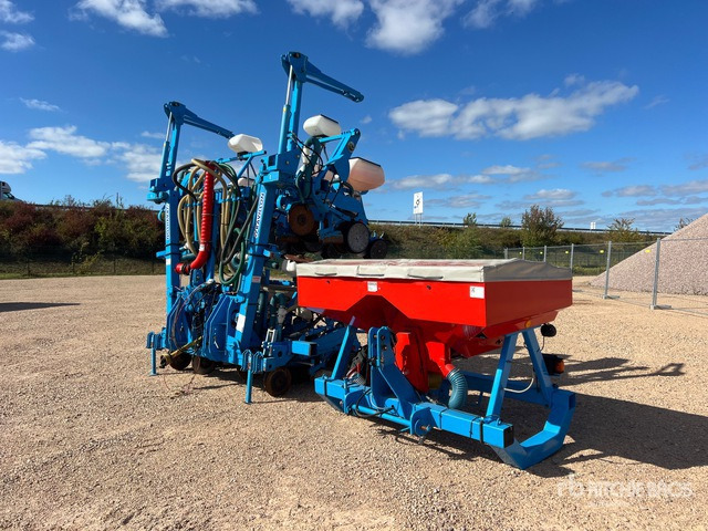 2014 Monosem NG+4 Semoir Monograine 8 Rangs 8 Row Planter - Přesný secí stroj: obrázek 3 2014 Monosem NG+4 Semoir Monograine 8 Rangs 8 Row Planter - Přesný secí stroj: obrázek 3