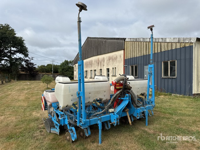 2014 Monosem NG Plus-6R 6 Row Semoir Monograine 6 Rangs Planter - Přesný secí stroj: obrázek 1 2014 Monosem NG Plus-6R 6 Row Semoir Monograine 6 Rangs Planter - Přesný secí stroj: obrázek 1