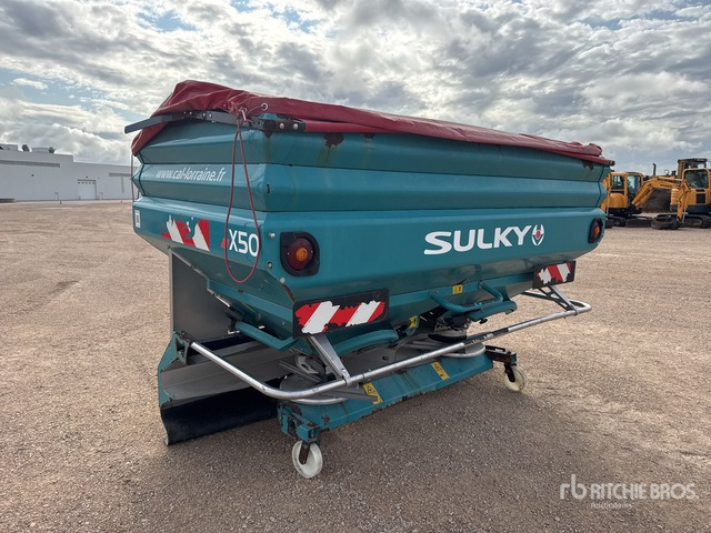 2014 Sulky X50WPB 44 m 3-Point 4000 L Epandeur A ... Fertilizer Spreader - Rozmetadlo hnoje: obrázek 4 2014 Sulky X50WPB 44 m 3-Point 4000 L Epandeur A ... Fertilizer Spreader - Rozmetadlo hnoje: obrázek 4