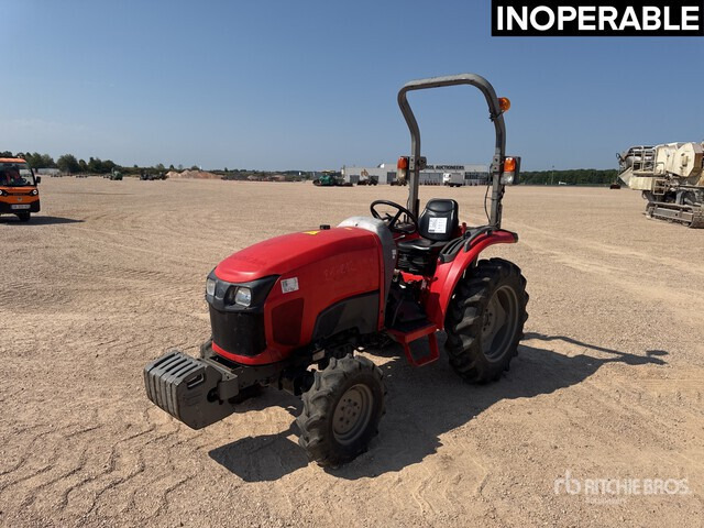 2015 Kubota STW34R 4WD Tracteur Utilitaire (Inoper ... Utility Tractor - Malotraktor: obrázek 1 2015 Kubota STW34R 4WD Tracteur Utilitaire (Inoper ... Utility Tractor - Malotraktor: obrázek 1