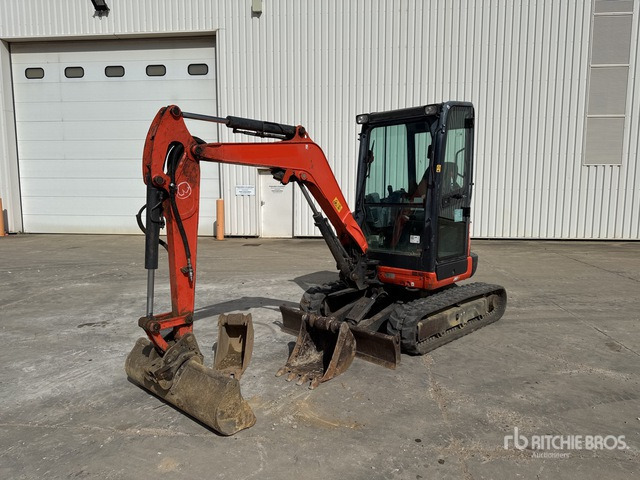 2015 Kubota U27-4 Mini-Pelle Mini Excavator: <6.6t - Mini rýpadlo: obrázek 2 2015 Kubota U27-4 Mini-Pelle Mini Excavator: <6.6t - Mini rýpadlo: obrázek 2