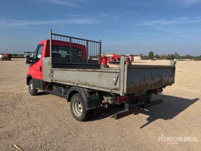 2016 Iveco 35-130 Camion Benne (Inoperable) Dump Truck: Light Duty - Dodávka sklápěč: obrázek 4 2016 Iveco 35-130 Camion Benne (Inoperable) Dump Truck: Light Duty - Dodávka sklápěč: obrázek 4
