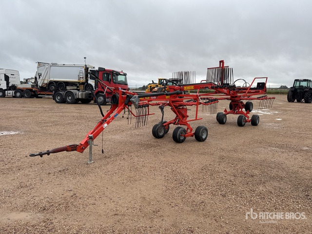 2016 Kuhn GA6632 6.6 m Semi-Mount 2 Rotor Andaineuse Hay Rake - Obraceč/ Shrnovač: obrázek 1 2016 Kuhn GA6632 6.6 m Semi-Mount 2 Rotor Andaineuse Hay Rake - Obraceč/ Shrnovač: obrázek 1