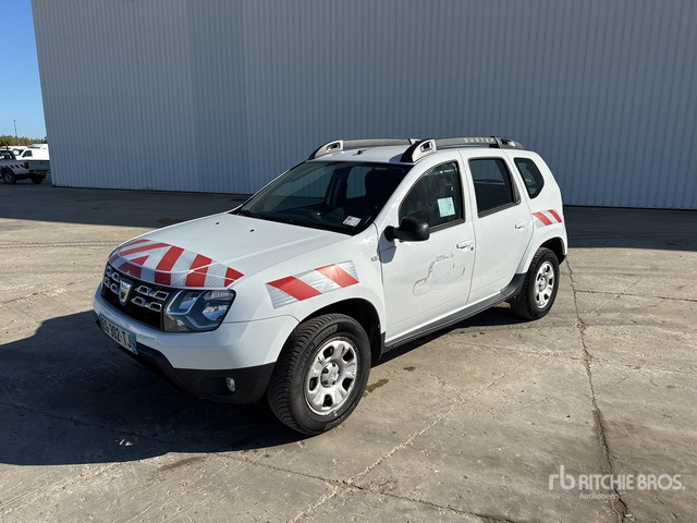 2016 Renault Duster V?hicule utilitaire sport - Osobní auto: obrázek 1 2016 Renault Duster V?hicule utilitaire sport - Osobní auto: obrázek 1