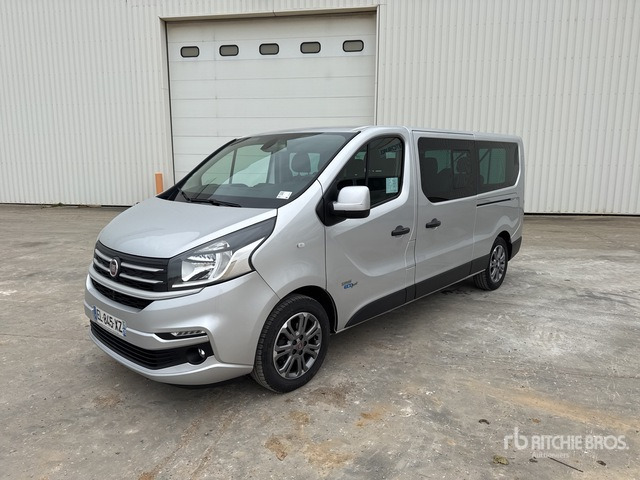 2017 Fiat Talento 125 Ecojet Mini Bus 9 Places Passenger Van - Mikrobus, Dodávka s dvojitou kabinou: obrázek 1 2017 Fiat Talento 125 Ecojet Mini Bus 9 Places Passenger Van - Mikrobus, Dodávka s dvojitou kabinou: obrázek 1