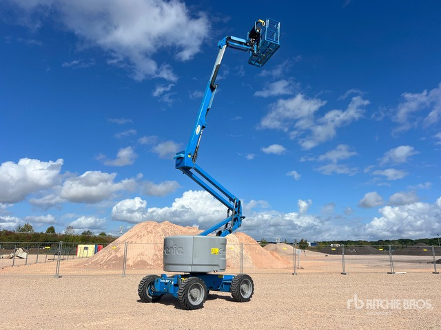 2019 Genie Z45/25J 4WD Nacelle Articulee Articulating Boom Lift - Kloubová plošina: obrázek 3 2019 Genie Z45/25J 4WD Nacelle Articulee Articulating Boom Lift - Kloubová plošina: obrázek 3