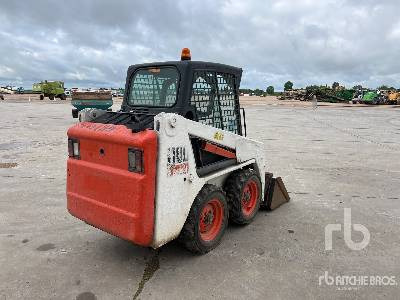 BOBCAT S100 Chargeuse Compacte - Smykový nakladač: obrázek 3 BOBCAT S100 Chargeuse Compacte - Smykový nakladač: obrázek 3