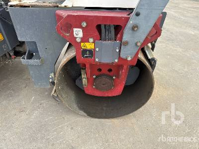 Silniční válec DYNAPAC CC1300 Compacteur Vibrant Tandem: obrázek 19
