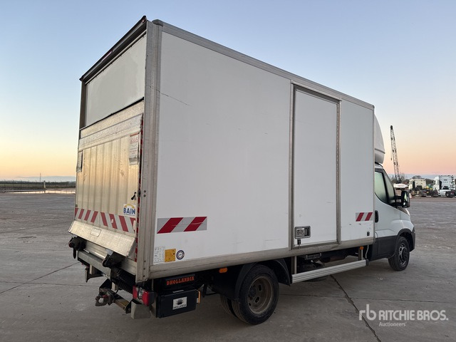2017 Iveco 35-140 Vehicule Utilitaire Cargo Van - Dodávka: obrázek 3 2017 Iveco 35-140 Vehicule Utilitaire Cargo Van - Dodávka: obrázek 3