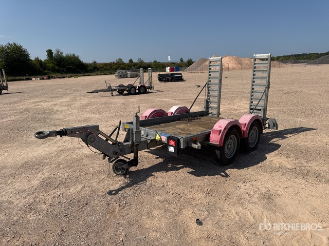 Hubiere H212L14CF Equipment Trailer - Podvalníkový přívěs: obrázek 2 Hubiere H212L14CF Equipment Trailer - Podvalníkový přívěs: obrázek 2