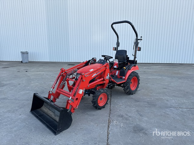 Kioti CS2220 Tracteur agricole utilitaire - Malotraktor: obrázek 1 Kioti CS2220 Tracteur agricole utilitaire - Malotraktor: obrázek 1