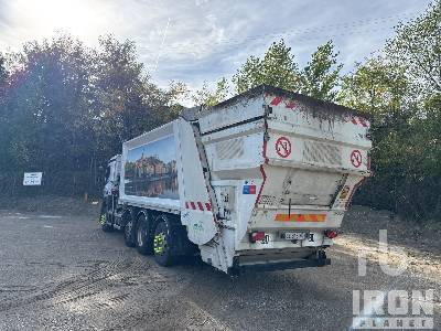 MERCEDES BENZ ANTOS 3240 8x2 Twin-Steer Rear Loader Cami ... - Vůz na odvoz odpadků: obrázek 2 MERCEDES BENZ ANTOS 3240 8x2 Twin-Steer Rear Loader Cami ... - Vůz na odvoz odpadků: obrázek 2