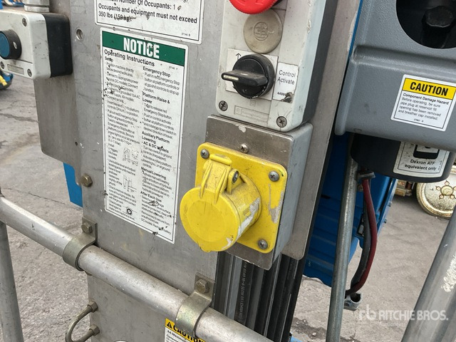 2002 Genie AWP30S Vertical Mast Lift - Vertikální sloupový výtah: obrázek 5 2002 Genie AWP30S Vertical Mast Lift - Vertikální sloupový výtah: obrázek 5