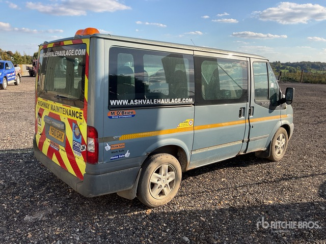 2010 Ford Transit 115 Tourneo T280 SWB Limited (Inoperable) Minivan - Mikrobus: obrázek 3 2010 Ford Transit 115 Tourneo T280 SWB Limited (Inoperable) Minivan - Mikrobus: obrázek 3