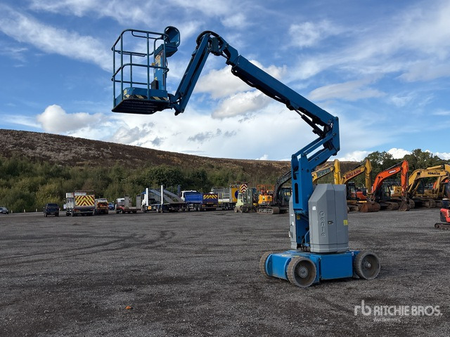 2013 Genie Z30/20N RJ 2WD Electric Articulating Boom Lift - Kloubová plošina: obrázek 1 2013 Genie Z30/20N RJ 2WD Electric Articulating Boom Lift - Kloubová plošina: obrázek 1