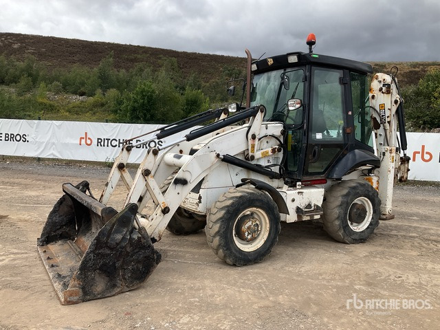 2014 JCB 2CX 4x4x4 Backhoe Loader - Mulčovač: obrázek 4 2014 JCB 2CX 4x4x4 Backhoe Loader - Mulčovač: obrázek 4