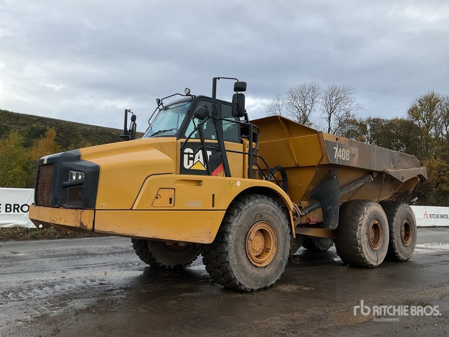 2015 Cat 740B Articulated Dump Truck - Kloubový sklápěč: obrázek 3 2015 Cat 740B Articulated Dump Truck - Kloubový sklápěč: obrázek 3