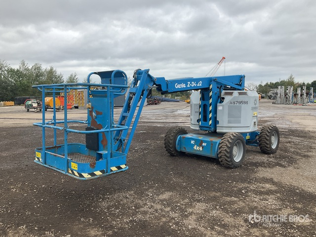 2015 Genie Z34/22 4WD Diesel Articulating Boom Lift - Kloubová plošina: obrázek 3 2015 Genie Z34/22 4WD Diesel Articulating Boom Lift - Kloubová plošina: obrázek 3