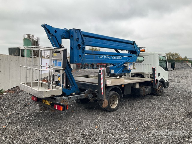 2015 Nissan Cabstar NT400 2015 CTE ZED 21.2JH 20 m on 4x2 Bucket Truck - Autoplošina: obrázek 4 2015 Nissan Cabstar NT400 2015 CTE ZED 21.2JH 20 m on 4x2 Bucket Truck - Autoplošina: obrázek 4