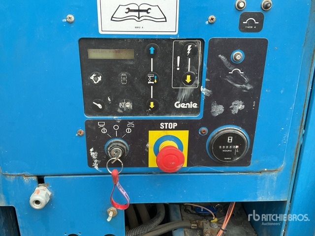 2016 Genie GS-5390 4x4 Diesel Scissor Lift - Nůžková plošina: obrázek 5 2016 Genie GS-5390 4x4 Diesel Scissor Lift - Nůžková plošina: obrázek 5