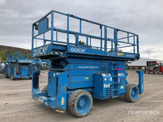 2016 Genie GS-5390 4x4 Diesel Scissor Lift - Nůžková plošina: obrázek 2 2016 Genie GS-5390 4x4 Diesel Scissor Lift - Nůžková plošina: obrázek 2