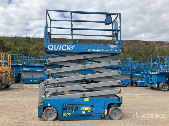 2017 Genie GS3232 Electric Scissor Lift - Nůžková plošina: obrázek 2 2017 Genie GS3232 Electric Scissor Lift - Nůžková plošina: obrázek 2