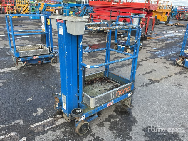 2017 Power Tower Nano Vertical Mast Lift - Vertikální sloupový výtah: obrázek 4 2017 Power Tower Nano Vertical Mast Lift - Vertikální sloupový výtah: obrázek 4