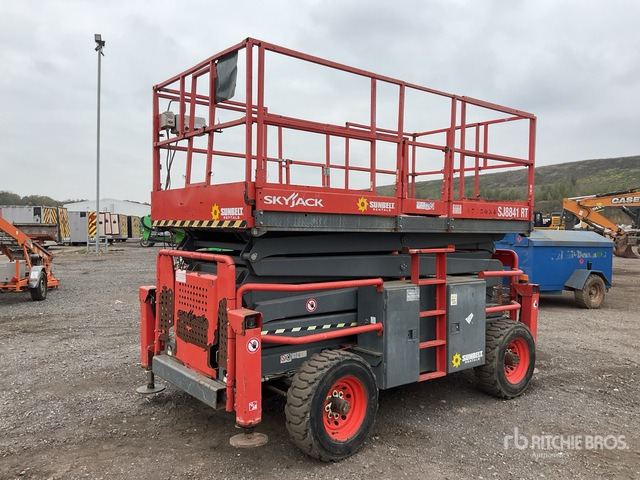 2017 Skyjack SJ8841 2017 Skyjack SJ8841 RT Scissor Lift Scissor Lift - Nůžková plošina: obrázek 2 2017 Skyjack SJ8841 2017 Skyjack SJ8841 RT Scissor Lift Scissor Lift - Nůžková plošina: obrázek 2