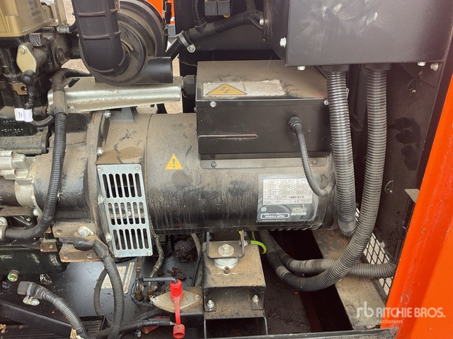 2019 JCB G18RS 18 kVA Skid-Mounted Generator Set - Elektrický generátor: obrázek 5 2019 JCB G18RS 18 kVA Skid-Mounted Generator Set - Elektrický generátor: obrázek 5