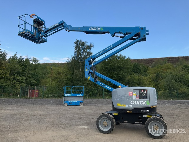 Kloubová plošina 2021 Genie Z45 4WD Diesel Articulating Boom Lift: obrázek 1