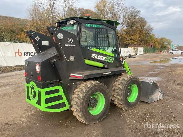 Kovaco Elise 900 Skid Steer Loader - Smykový nakladač: obrázek 4 Kovaco Elise 900 Skid Steer Loader - Smykový nakladač: obrázek 4