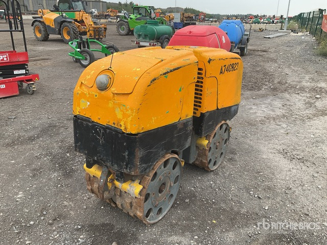 Wacker Neuson Trench Compactor - Mini válec: obrázek 4 Wacker Neuson Trench Compactor - Mini válec: obrázek 4