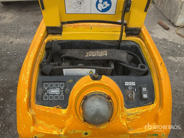 Wacker Neuson Trench Compactor - Mini válec: obrázek 5 Wacker Neuson Trench Compactor - Mini válec: obrázek 5