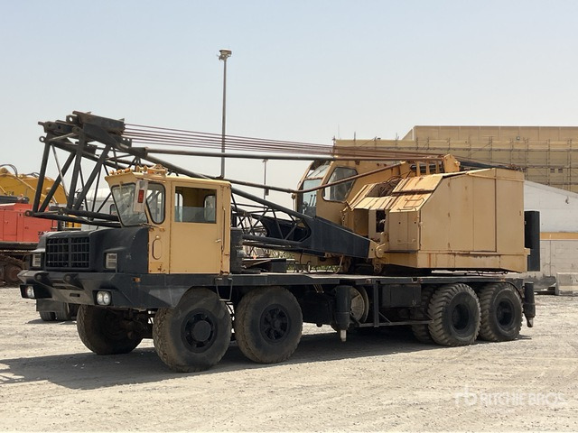1969 American 4450CL 8x4x4 Lattice-Boom Truck Crane - Autojeřáb: obrázek 2 1969 American 4450CL 8x4x4 Lattice-Boom Truck Crane - Autojeřáb: obrázek 2