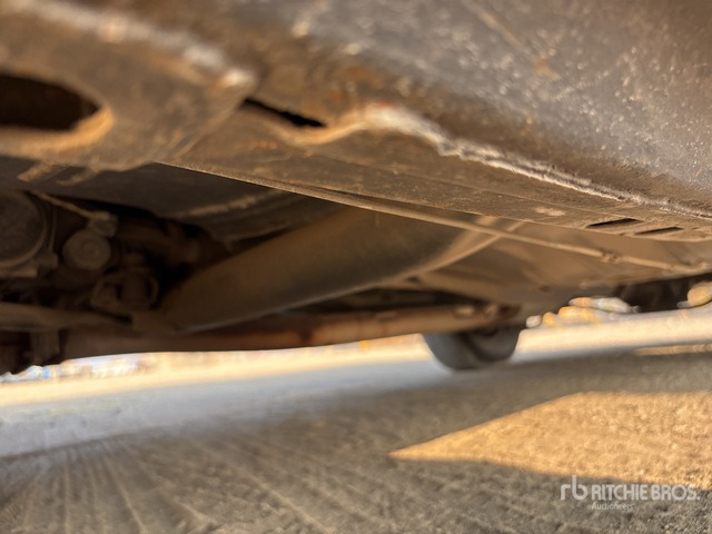 1990 Cadillac Brougham Automobile - Osobní auto: obrázek 5 1990 Cadillac Brougham Automobile - Osobní auto: obrázek 5