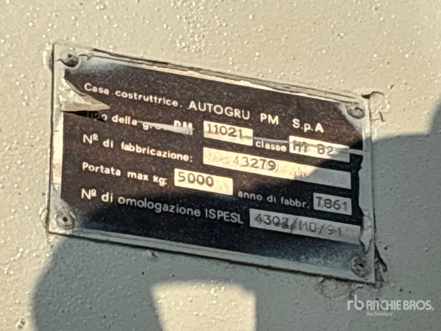 1992 Iveco 110-17 PM 11021 Knuckle Boom on 4x4 Flatbed Truck with Crane - Nákladní automobil valníkový/ Plošinový, Auto s hydraulickou rukou: obrázek 5 1992 Iveco 110-17 PM 11021 Knuckle Boom on 4x4 Flatbed Truck with Crane - Nákladní automobil valníkový/ Plošinový, Auto s hydraulickou rukou: obrázek 5