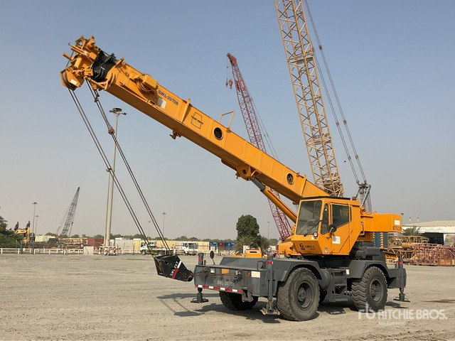 1999 Grove RT522B 22 ton 4x4x4 Rough Terrain Crane - Terénní jeřáb: obrázek 2 1999 Grove RT522B 22 ton 4x4x4 Rough Terrain Crane - Terénní jeřáb: obrázek 2