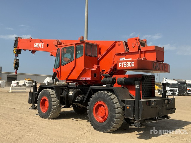 1999 Grove RT530E 30 ton 4x4x4 Rough Terrain Crane - Terénní jeřáb: obrázek 4 1999 Grove RT530E 30 ton 4x4x4 Rough Terrain Crane - Terénní jeřáb: obrázek 4