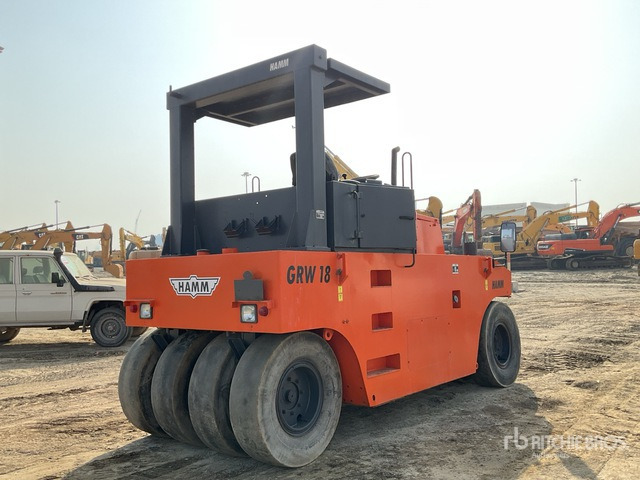 2003 Hamm GRW18 8 Wheel Pneumatic Roller - Pneumatikový válec: obrázek 3 2003 Hamm GRW18 8 Wheel Pneumatic Roller - Pneumatikový válec: obrázek 3
