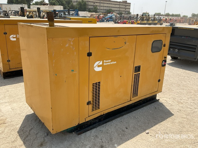 2005 Cummins 100 kVA Skid-Mounted Generator Set - Elektrický generátor: obrázek 3 2005 Cummins 100 kVA Skid-Mounted Generator Set - Elektrický generátor: obrázek 3