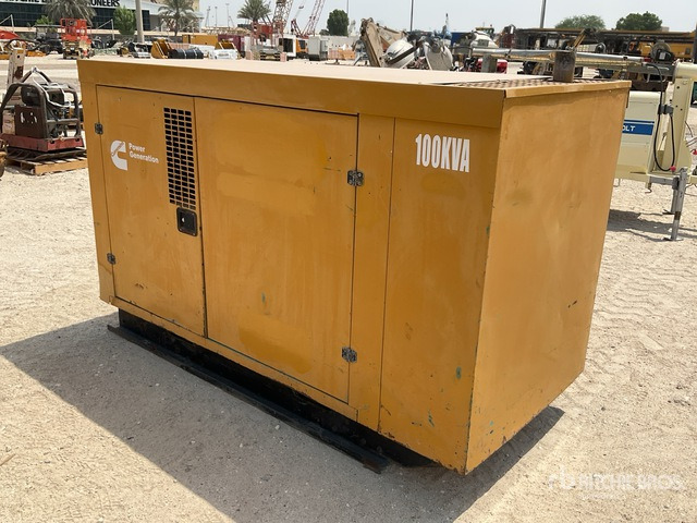 2005 Cummins C1105D5 100 kVA Skid-Mounted Generator Set - Elektrický generátor: obrázek 4 2005 Cummins C1105D5 100 kVA Skid-Mounted Generator Set - Elektrický generátor: obrázek 4