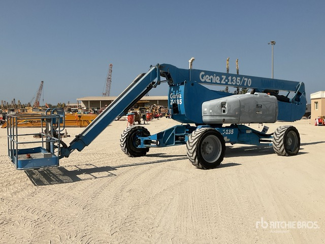 2006 Genie Z135/70 4WD Diesel Articulating Boom Lift - Kloubová plošina: obrázek 2 2006 Genie Z135/70 4WD Diesel Articulating Boom Lift - Kloubová plošina: obrázek 2