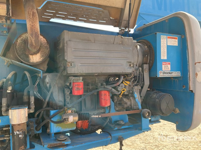 2006 Genie Z135/70 4WD Diesel Articulating Boom Lift - Kloubová plošina: obrázek 5 2006 Genie Z135/70 4WD Diesel Articulating Boom Lift - Kloubová plošina: obrázek 5