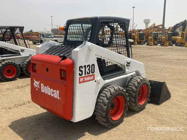 2007 Bobcat S130 Skid Steer Loader - Smykový nakladač: obrázek 3 2007 Bobcat S130 Skid Steer Loader - Smykový nakladač: obrázek 3