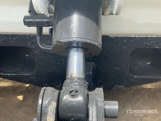 Smykový nakladač 2007 Bobcat S130: obrázek 6 Smykový nakladač 2007 Bobcat S130: obrázek 6