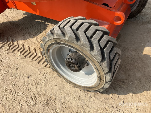 2007 JLG 450AJ 4WD Diesel Articulating Boom Lift - Kloubová plošina: obrázek 4 2007 JLG 450AJ 4WD Diesel Articulating Boom Lift - Kloubová plošina: obrázek 4